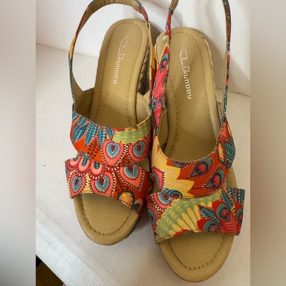 CL by Laundry Women’s “Dream Again” Paisley Wedges  EUC Size 7 Fast Shipping